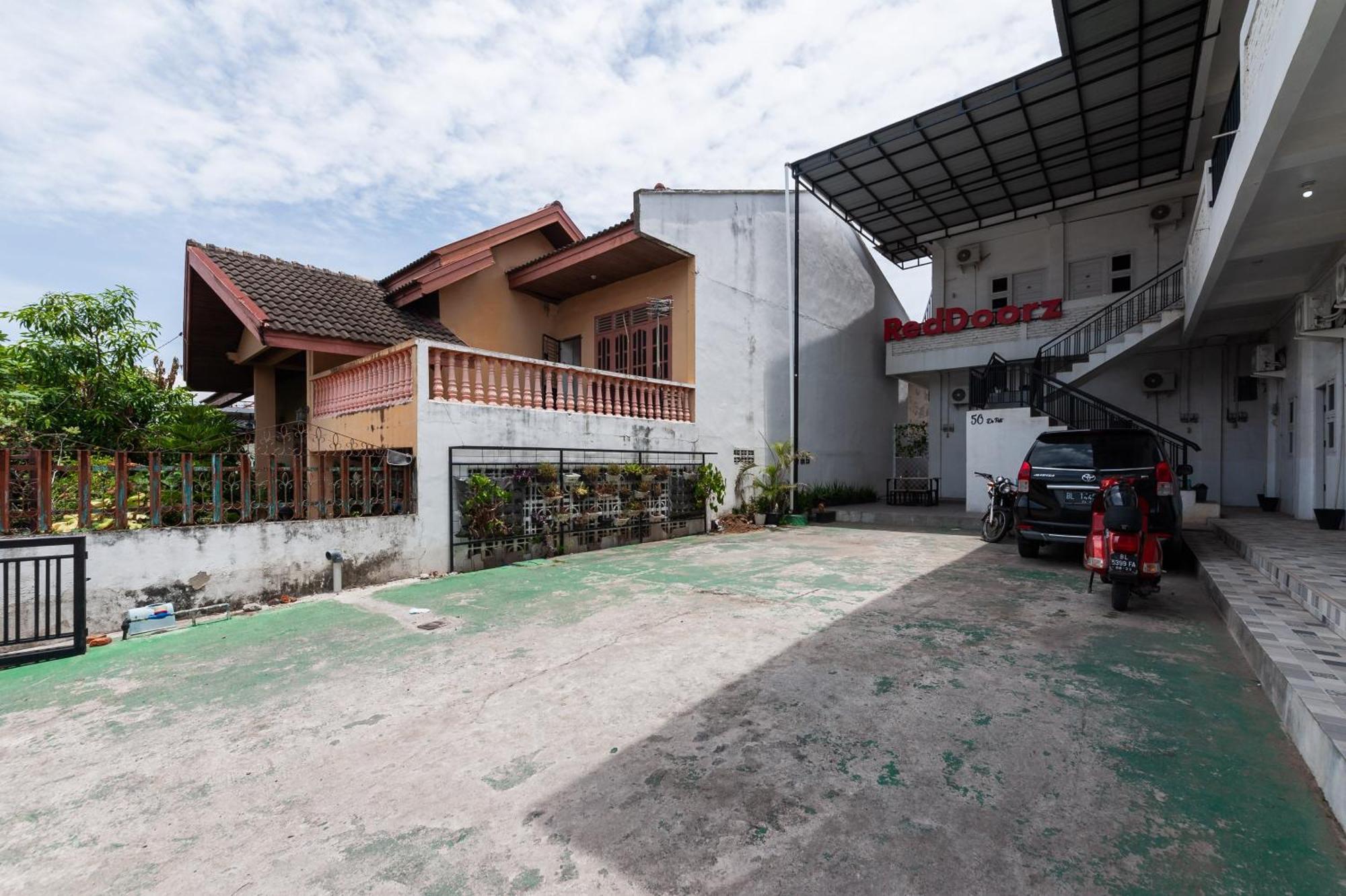 Reddoorz Syariah Near Rsud Zainoel Abidin Banda Aceh Hotell Eksteriør bilde